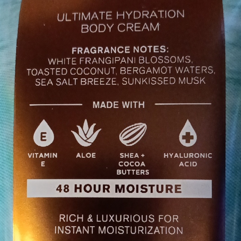 Bath & Body Works At The Beach Hydration Set - Blue and Gold - Picture 3 of 4